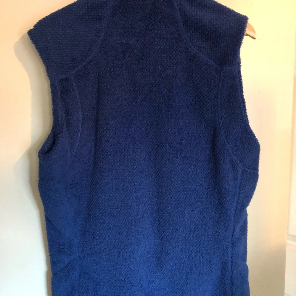Classic Circa 1999 Patagonia Fleece Vest - Picture 2 of 4